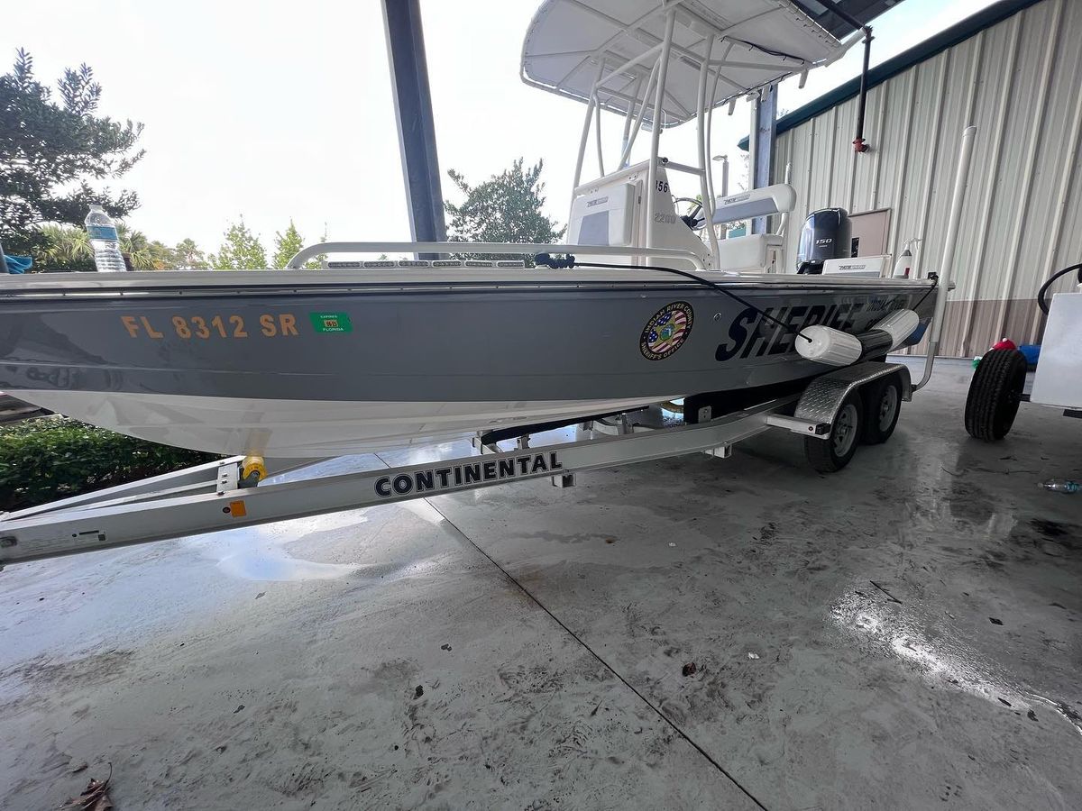 IRC Sheriff boat - Detail
