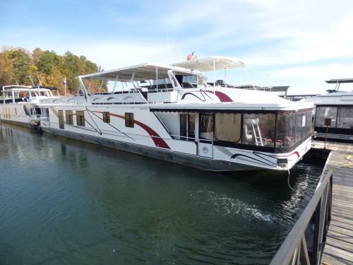Houseboats on Lanier