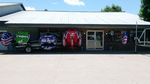 THE DAM TOY STORE